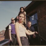 Wolf Alice、最新作「Blue Weekend」は新たな章の始まりを予感させる1枚