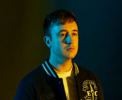 イギリスの新鋭、Chris Linton(クリス・リントン)がシングル「Anyway」をリリース!