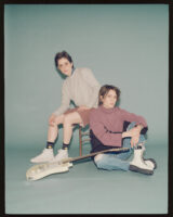 Tegan and Sara(ティーガン&サラ)、最新アルバム『Crybaby』を10月21日にリリース!