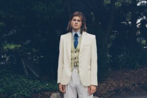 Ruel(ルエル)、待望のデビューアルバム『4th Wall』を3月3日にリリース!