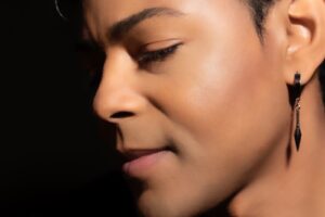 B. Howard(ビー・ハワード)、新曲「Loud (Radio Edit)」を日本初リリース!